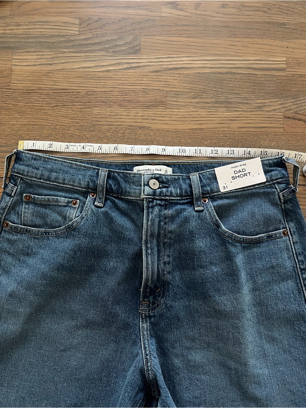 Abercrombie & Fitch High-Rise Dad Shorts 5” inseam - Picture 8 of 10